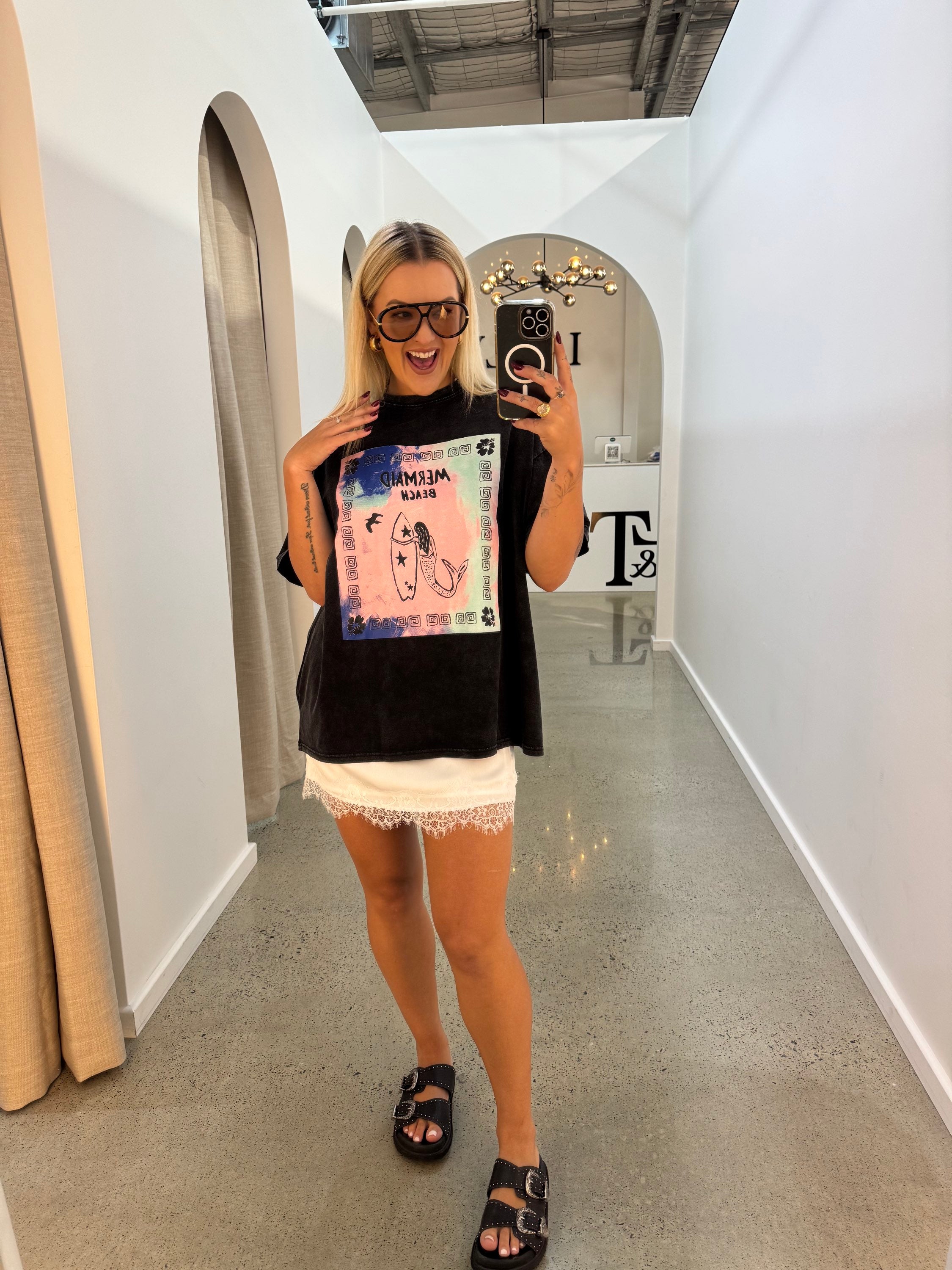 BY FRANKIE / MERMAID BEACH ACID WASH TEE / 692-3