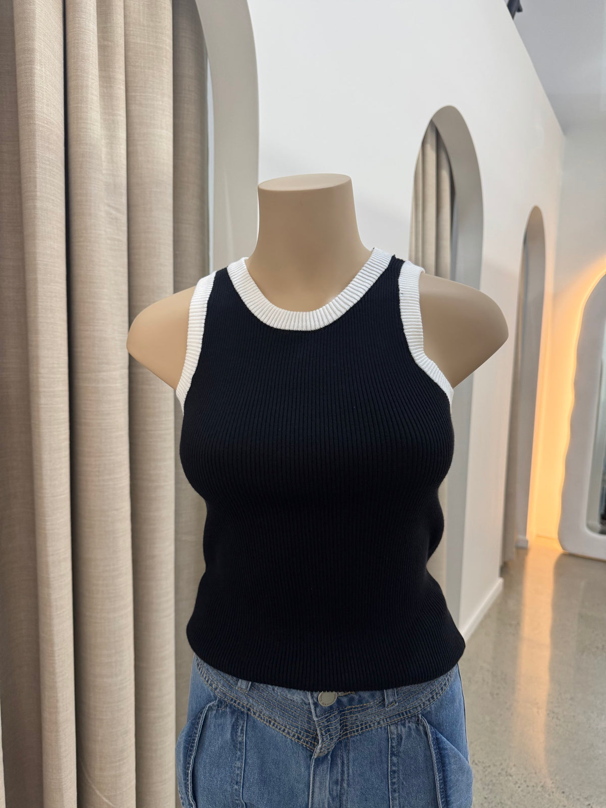 LITTLE LIES / RITA TANK / BLACK & WHITE