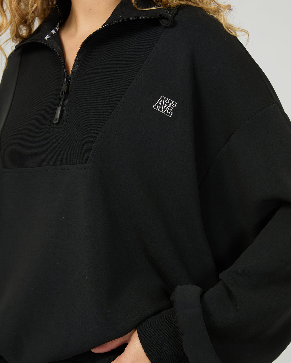 ALL ABOUT EVE / LUX ACTIVE 1/4 ZIP JUMPER / 6476143.blk