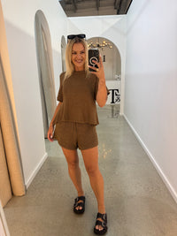 BY FRANKIE / CHOCOLATE KNIT SHORTS / 2588