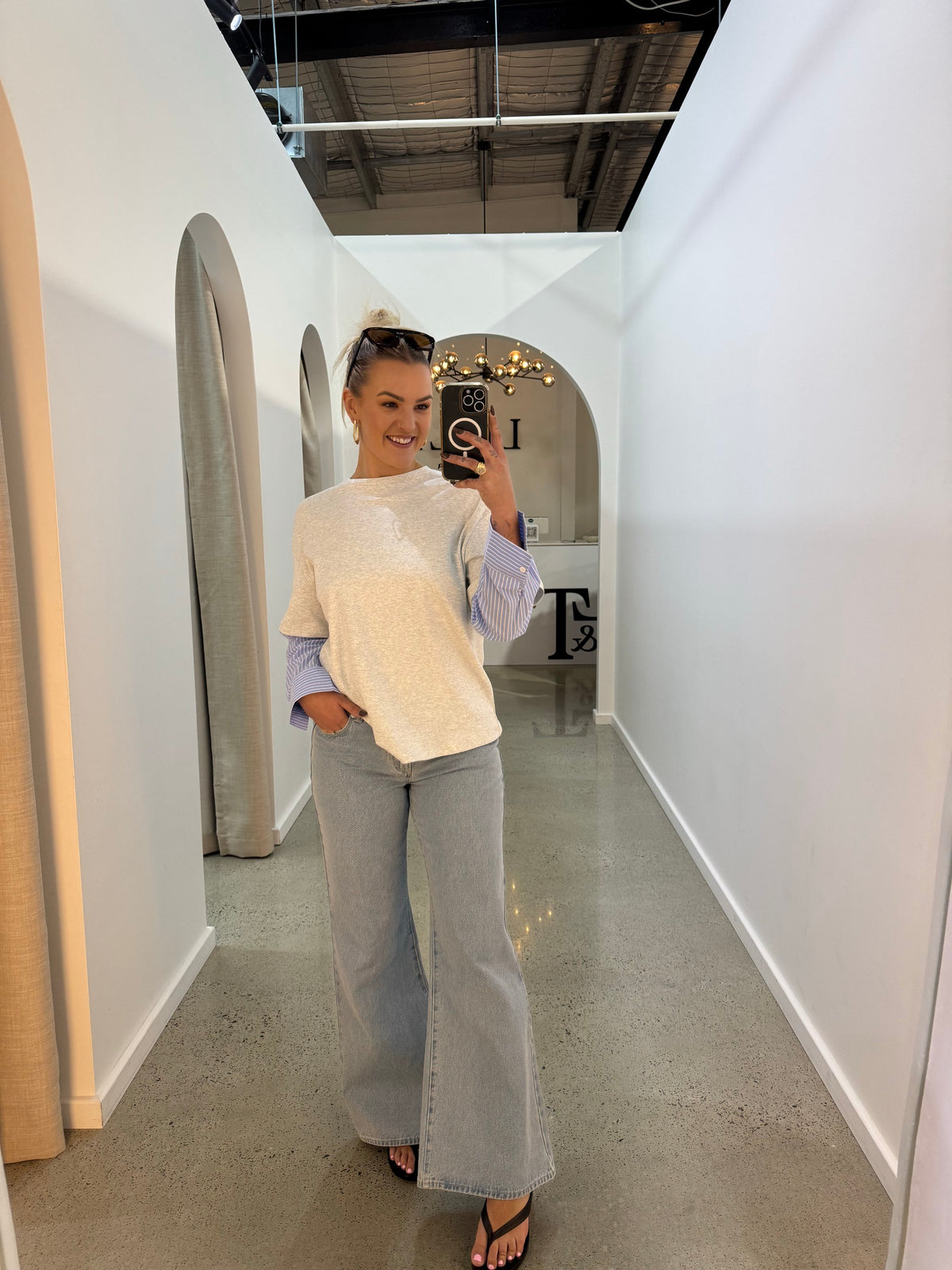 BY FRANKIE / GREY STRIPPED TEE / 202617