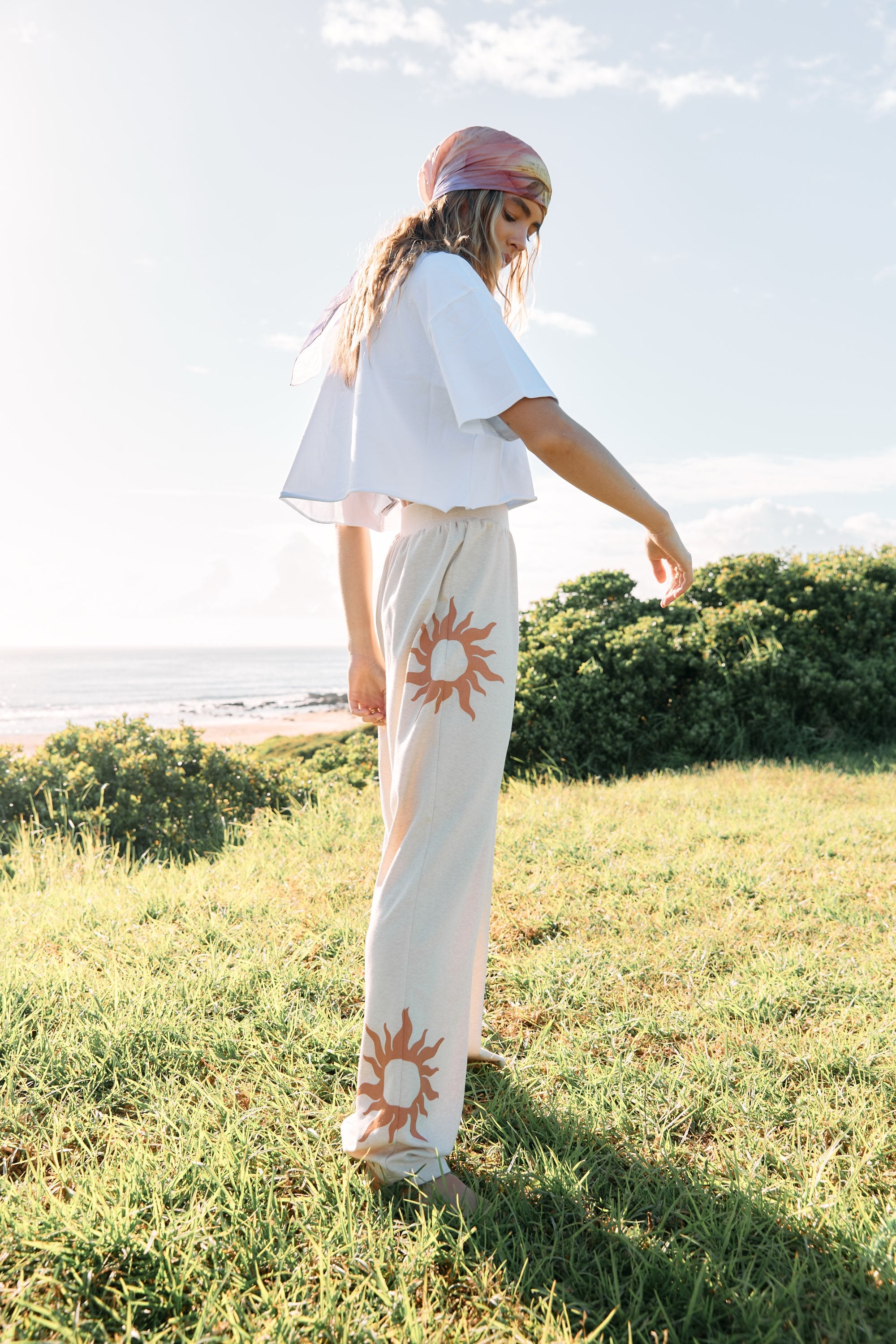 INDIGO & WOLFE / SOLEIL FLARE PANTS