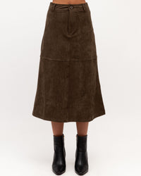 EBBY & I / SKIES SUEDE SKIRT / VV12069