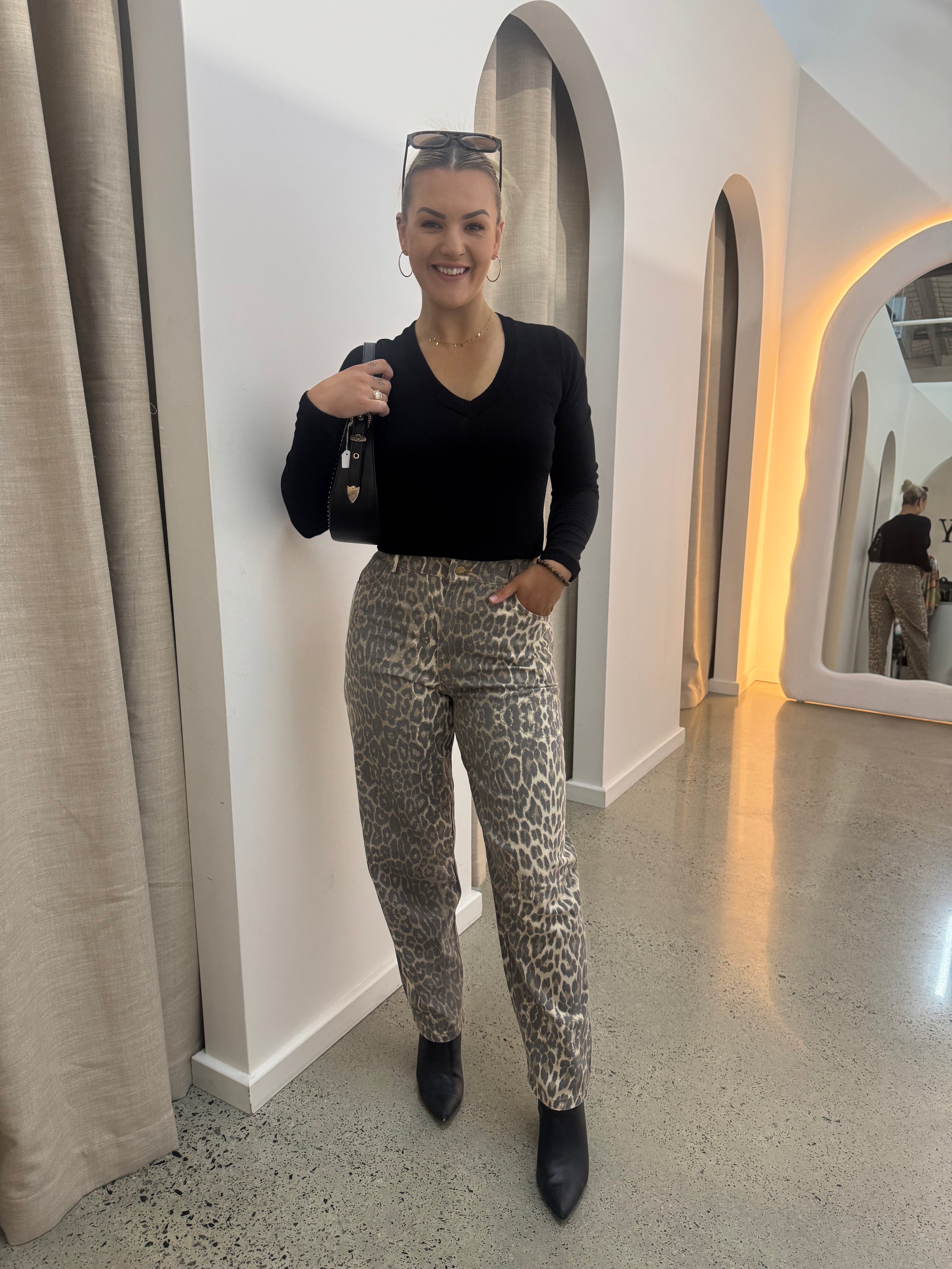 BY FRANKIE / LEOPARD BARRELLED JEANS / 934-6