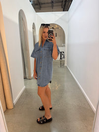 BY FRANKIE / LIGHT DENIM DRESS / 515-3