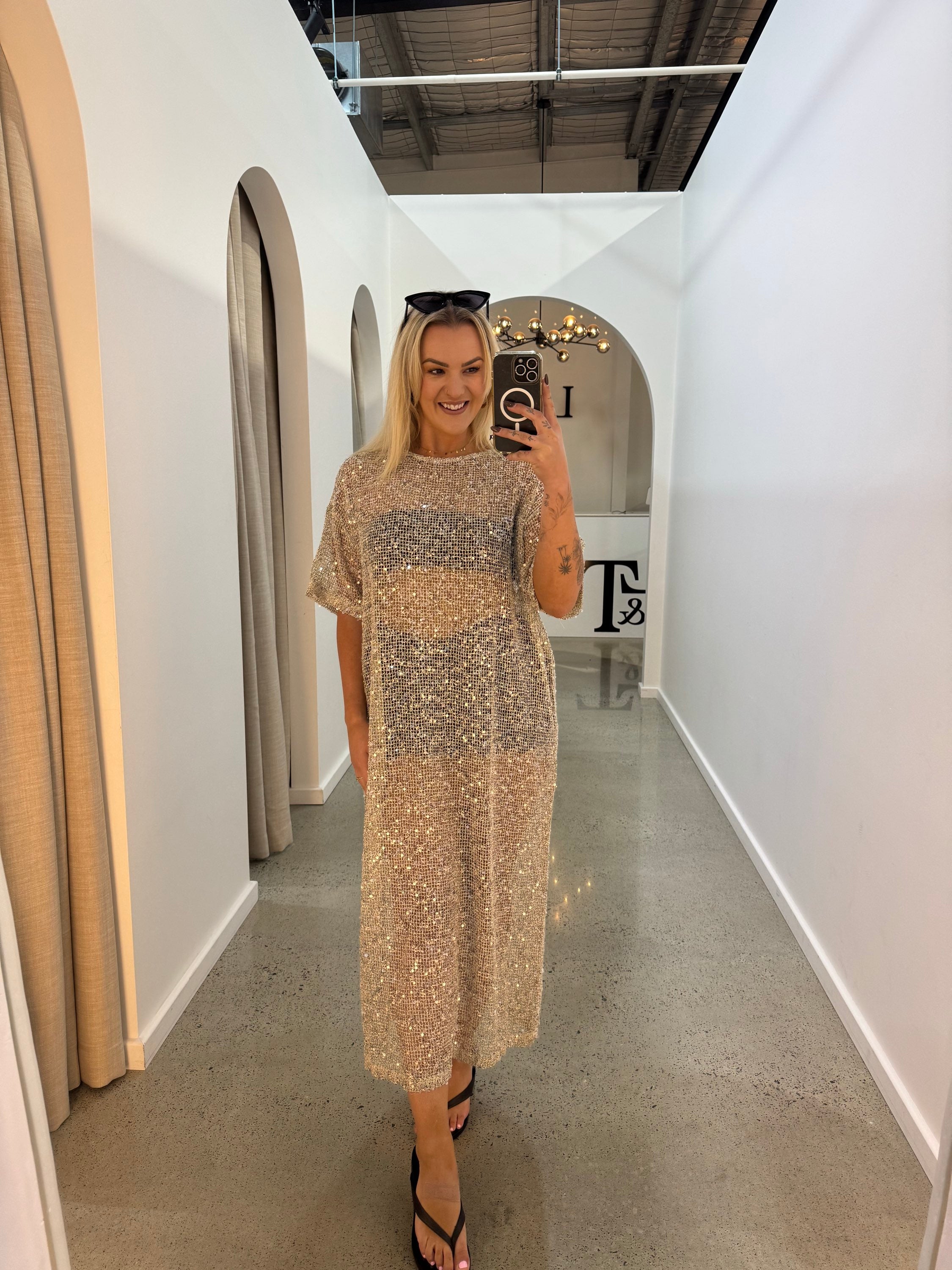 BY FRANKIE / BEIGE SEQUINS DRESS / 699-2