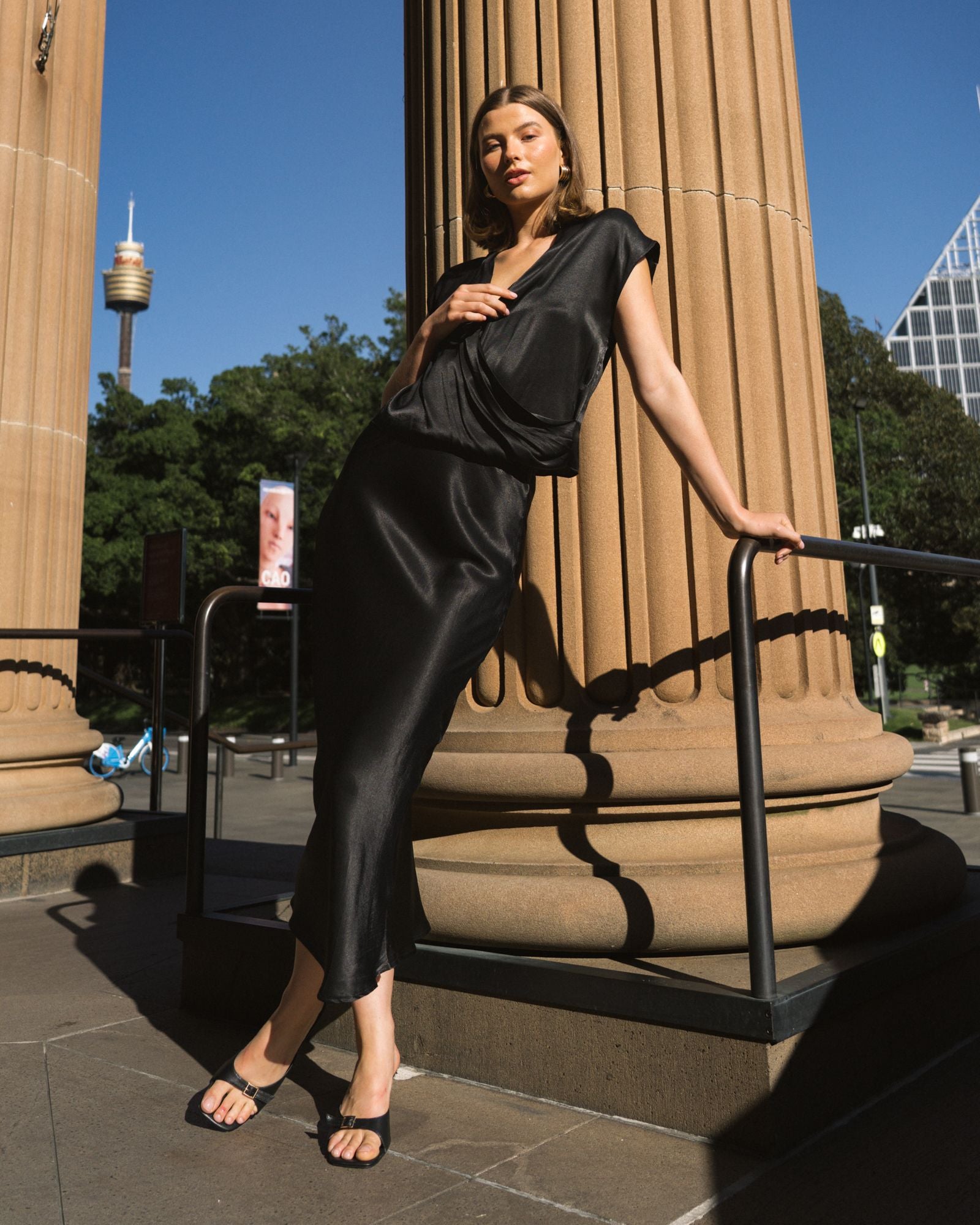 WHITE CLOSET / NIGHTFALL SKIRT BLACK  / TF8320-6