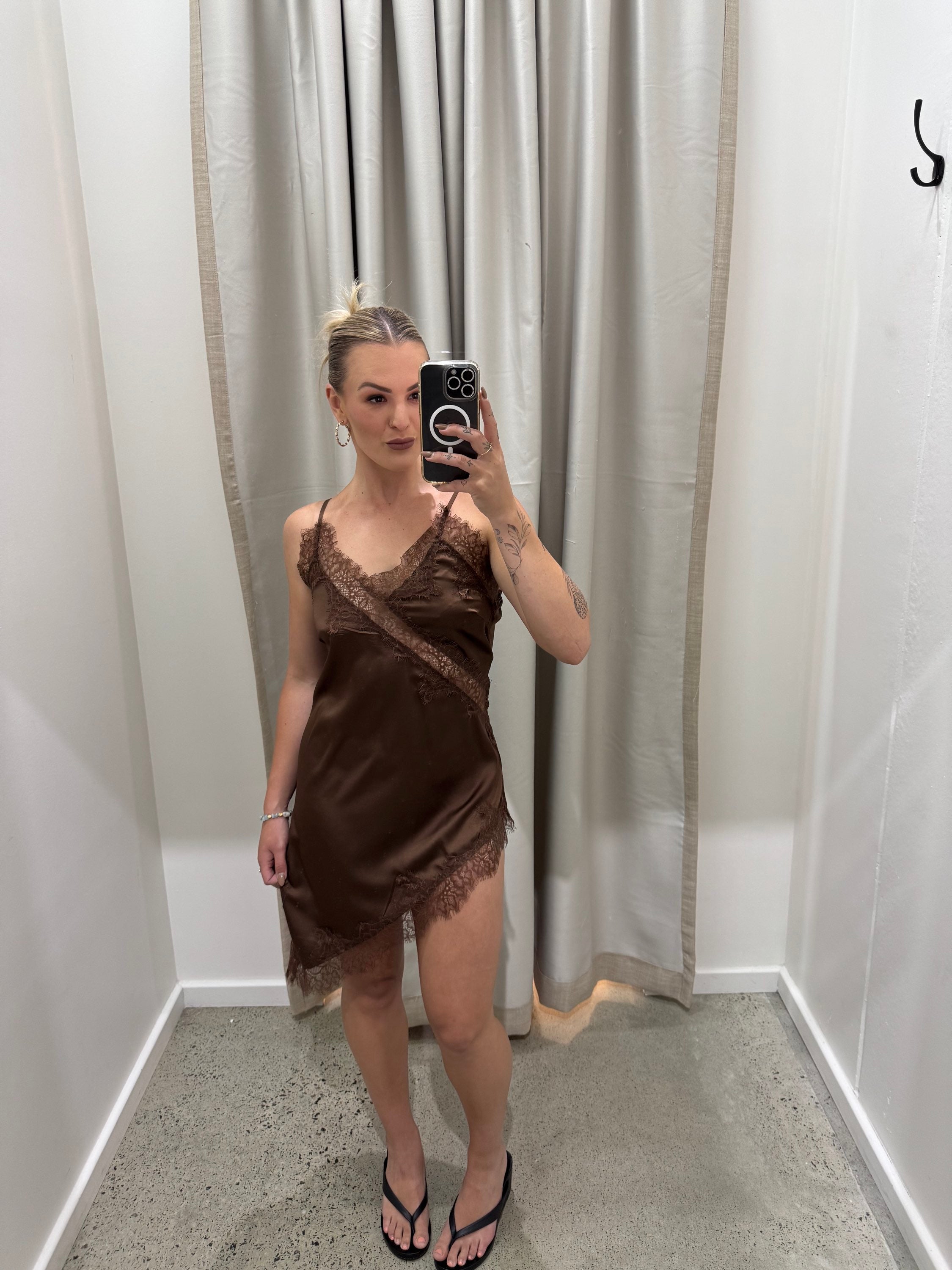 BY FRANKIE / CHOCOLATE LACE DRESS / 730-1