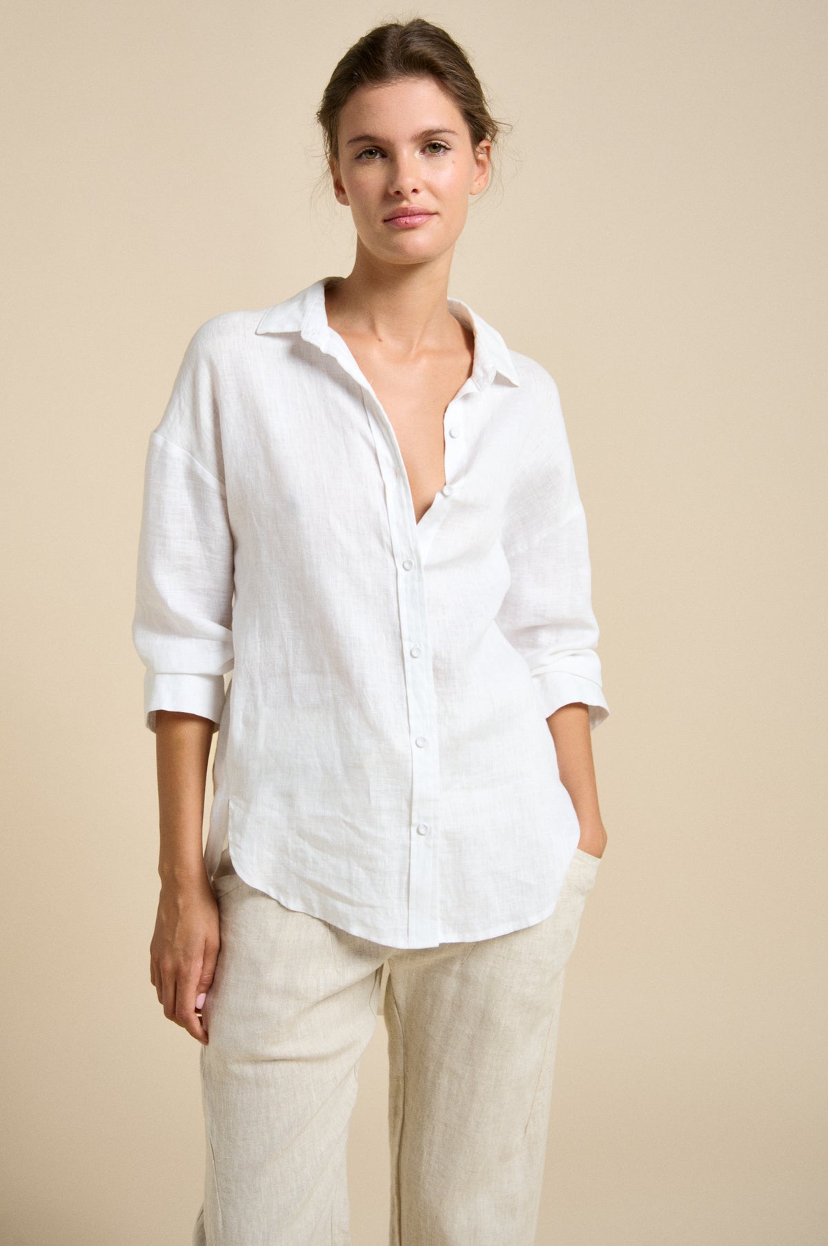 LITTLE LIES / BOYFRIEND SHIRT / WHITE / R19121611
