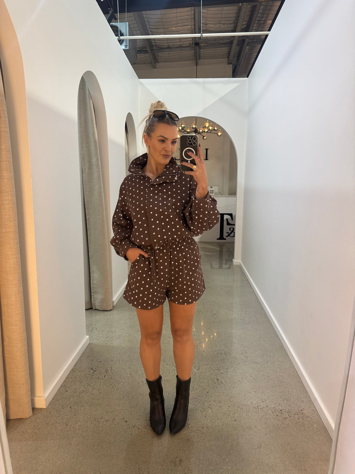 BY FRANKIE / CHOCOLATE SPOT SHORTS / 924-3
