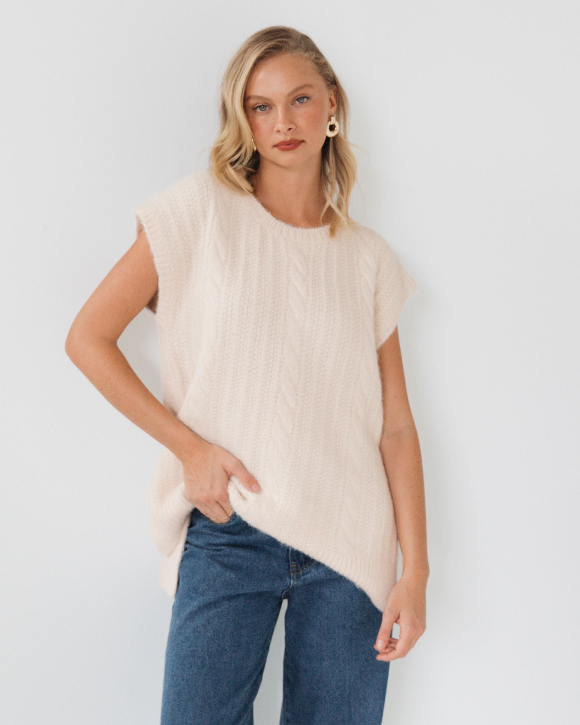 WHITE CLOSET / LIXUE KNIT TOP / CREAM / TF11622