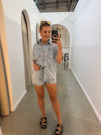 BY FRANKIE / LIGHT ACID WASH SHORTS / 999-7