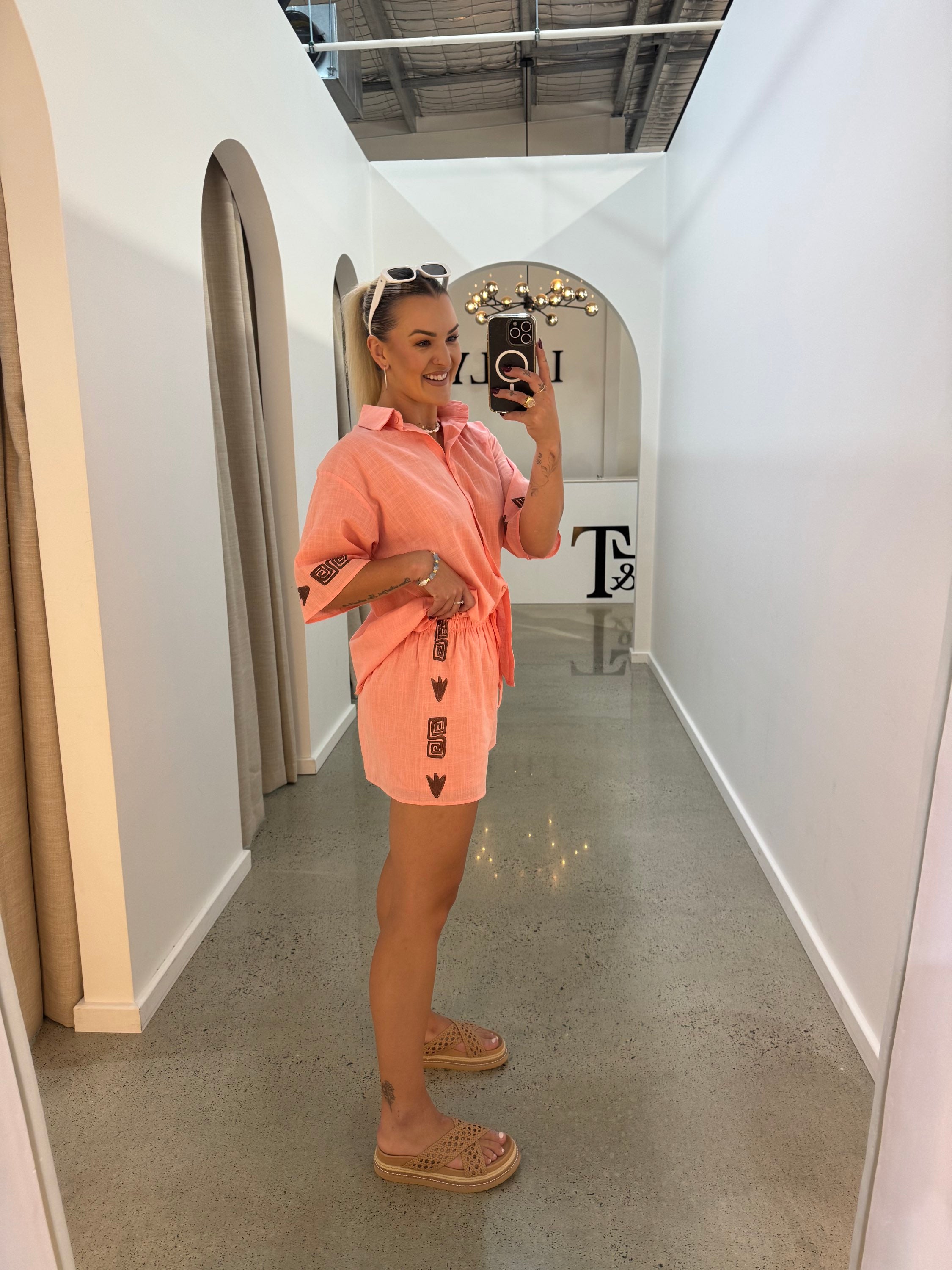 BY FRANKIE / PEACH SHORTS / 859-3