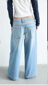 ABRAND / 99 LOW RISE SUPER BAGGY JODY /A62J43