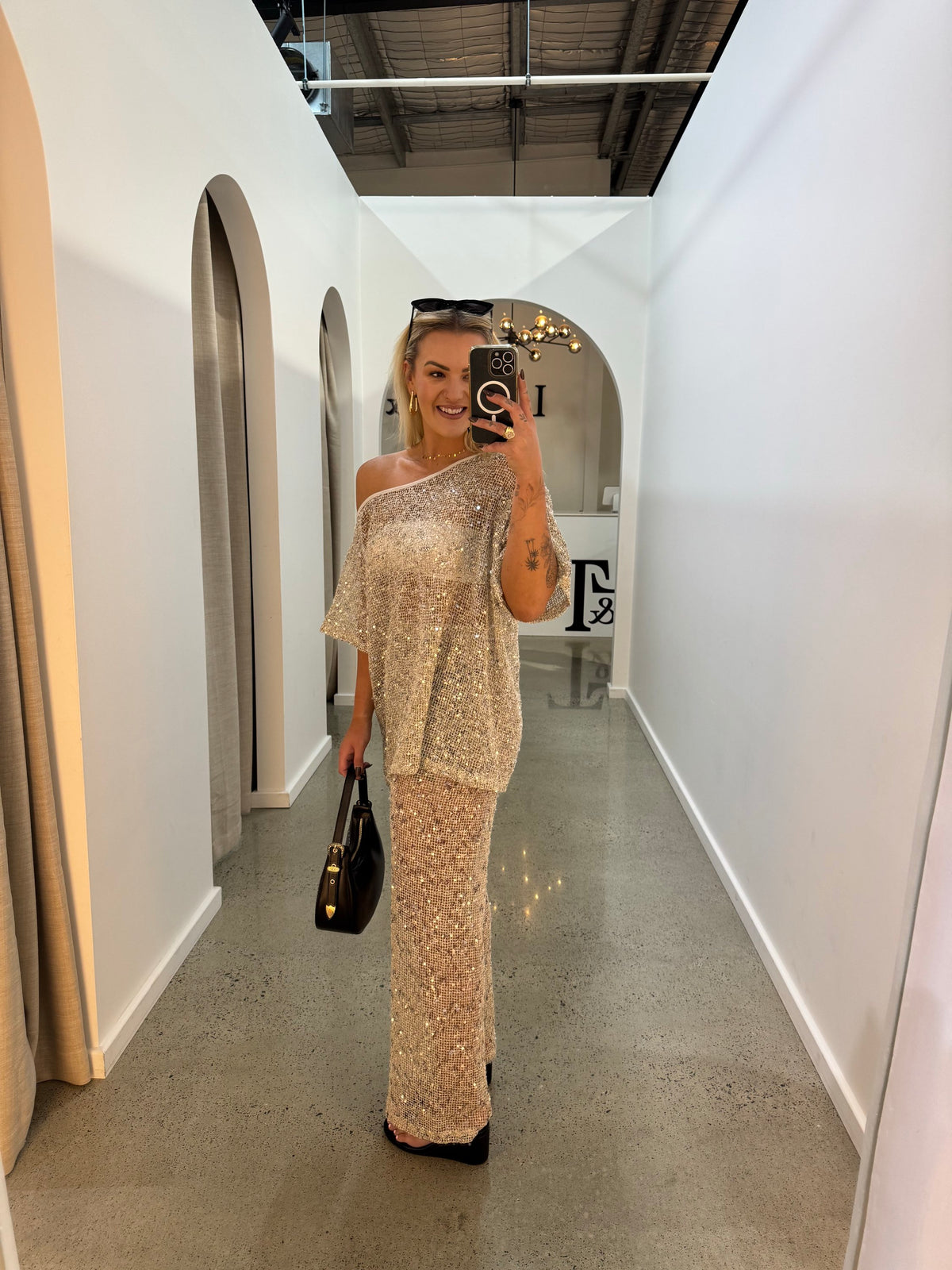 BY FRANKIE / BEIGE OFF SHOULDER OVERSIZED SEQUIN TOP / 836-2