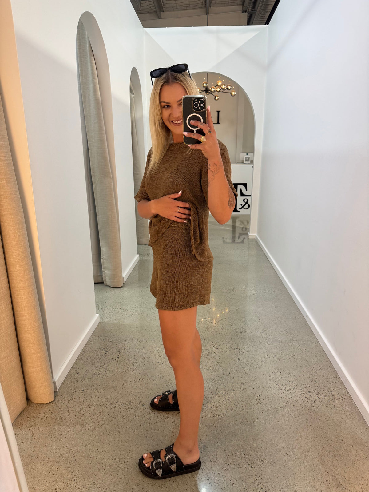 BY FRANKIE / CHOCOLATE KNIT TOP / 2588