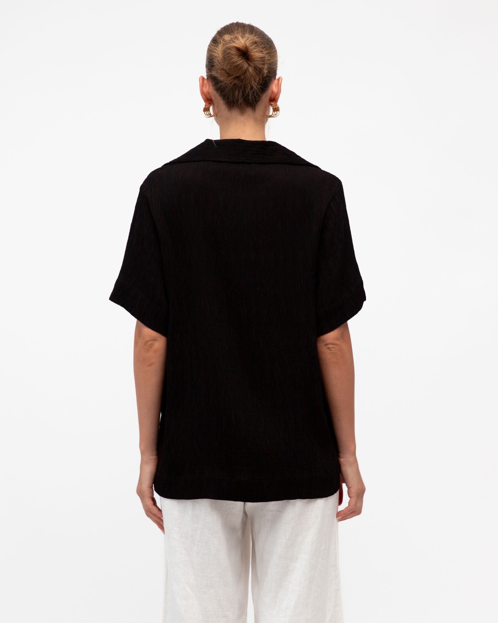 WHITE CLOSET / FRAN BLACK SHIRT / TF11541