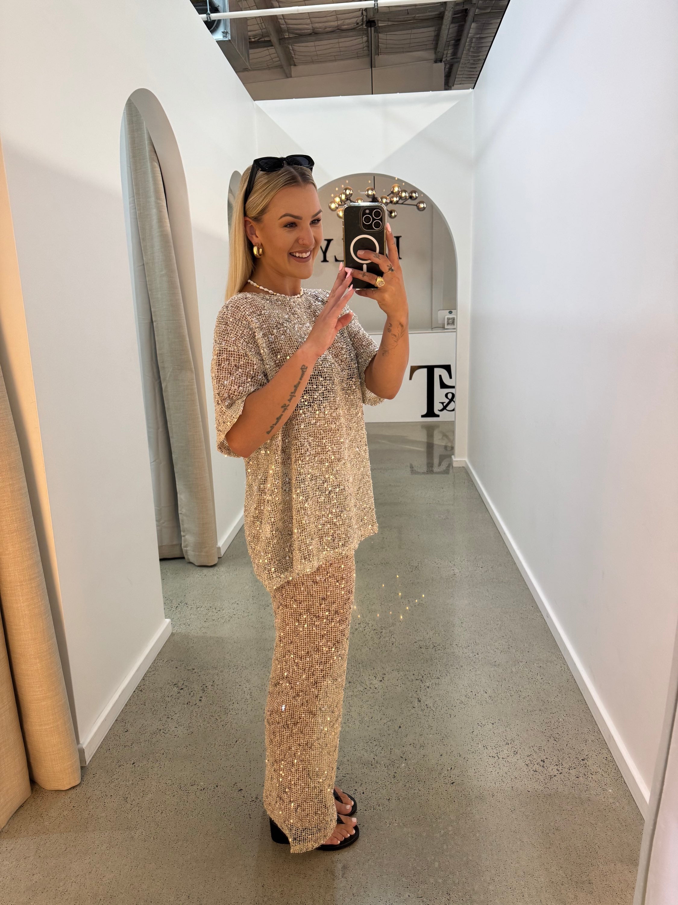 BY FRANKIE / SEQUINS KNIT PANT / BEIGE / 694-1