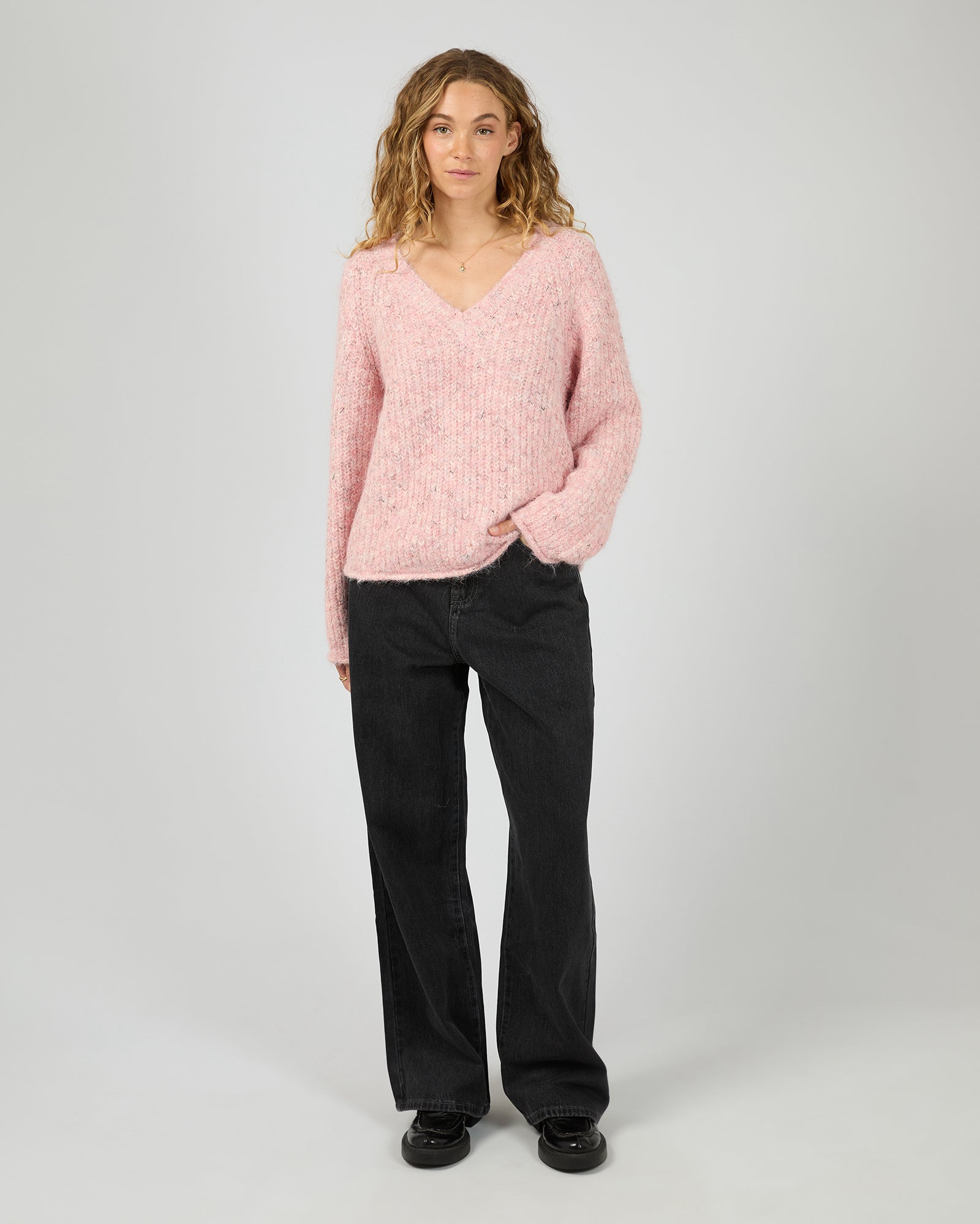 ALL ABOUT EVE / DEVON V NECK JUMPER / 6477171.PPNK