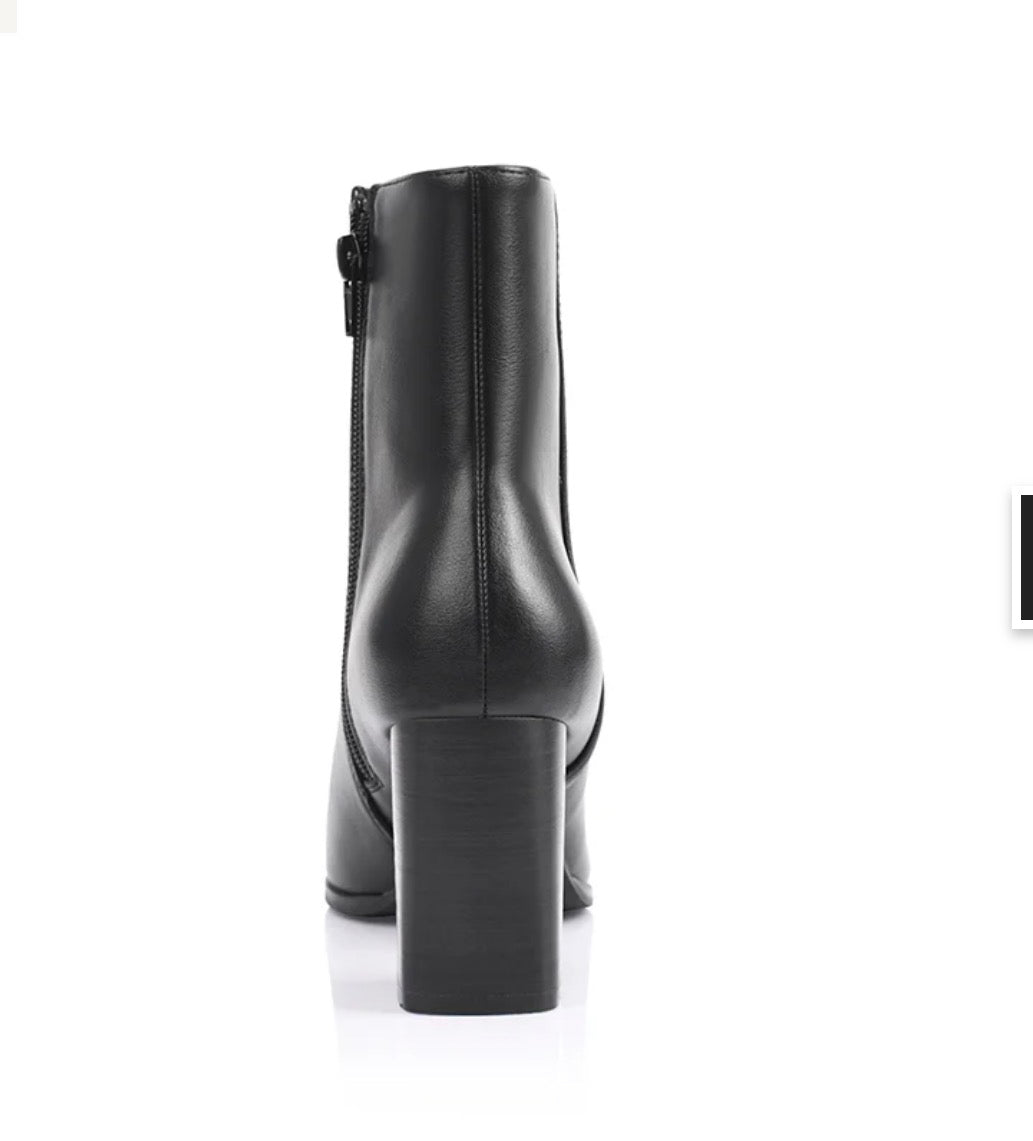 VERALI / MAXINE ANKLE BOOTS / BLACK
