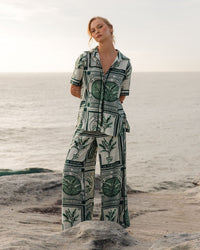 WHITE CLOSET / EXOTIC TROPICS SHIRT / TFE11523