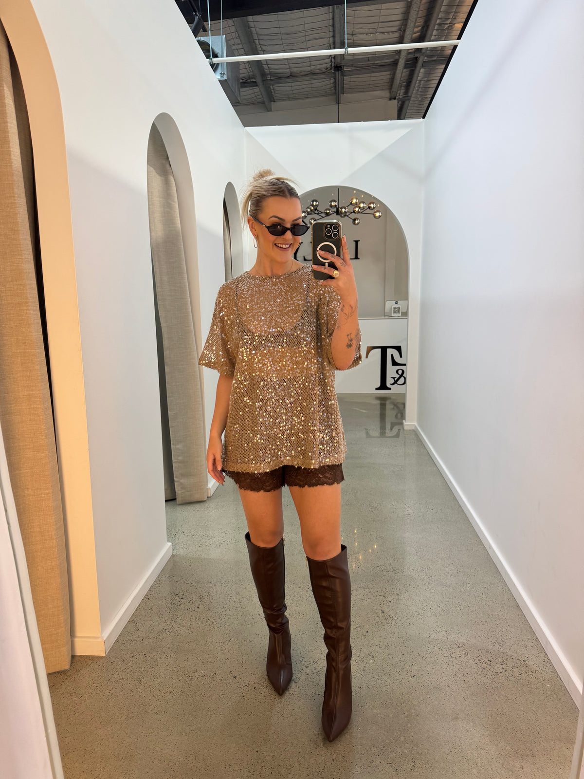 BY FRANKIE / CHOCOLATE SEQUINS TOP / 231-16