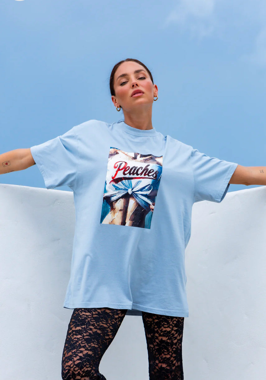 PEACH & PARLA  / PEACHES / TEE / BLUE