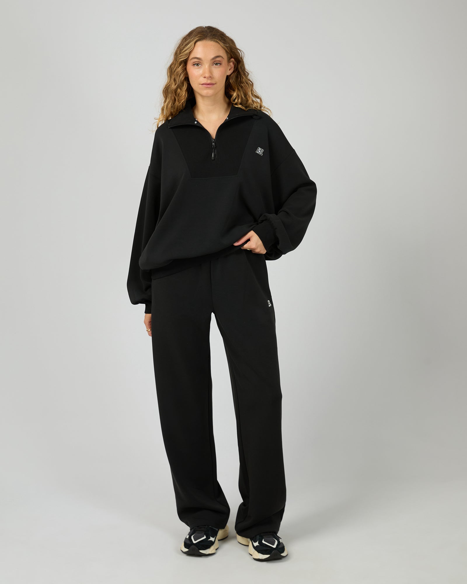 ALL ABOUT EVE / LUX ACTIVE 1/4 ZIP JUMPER / 6476143.blk