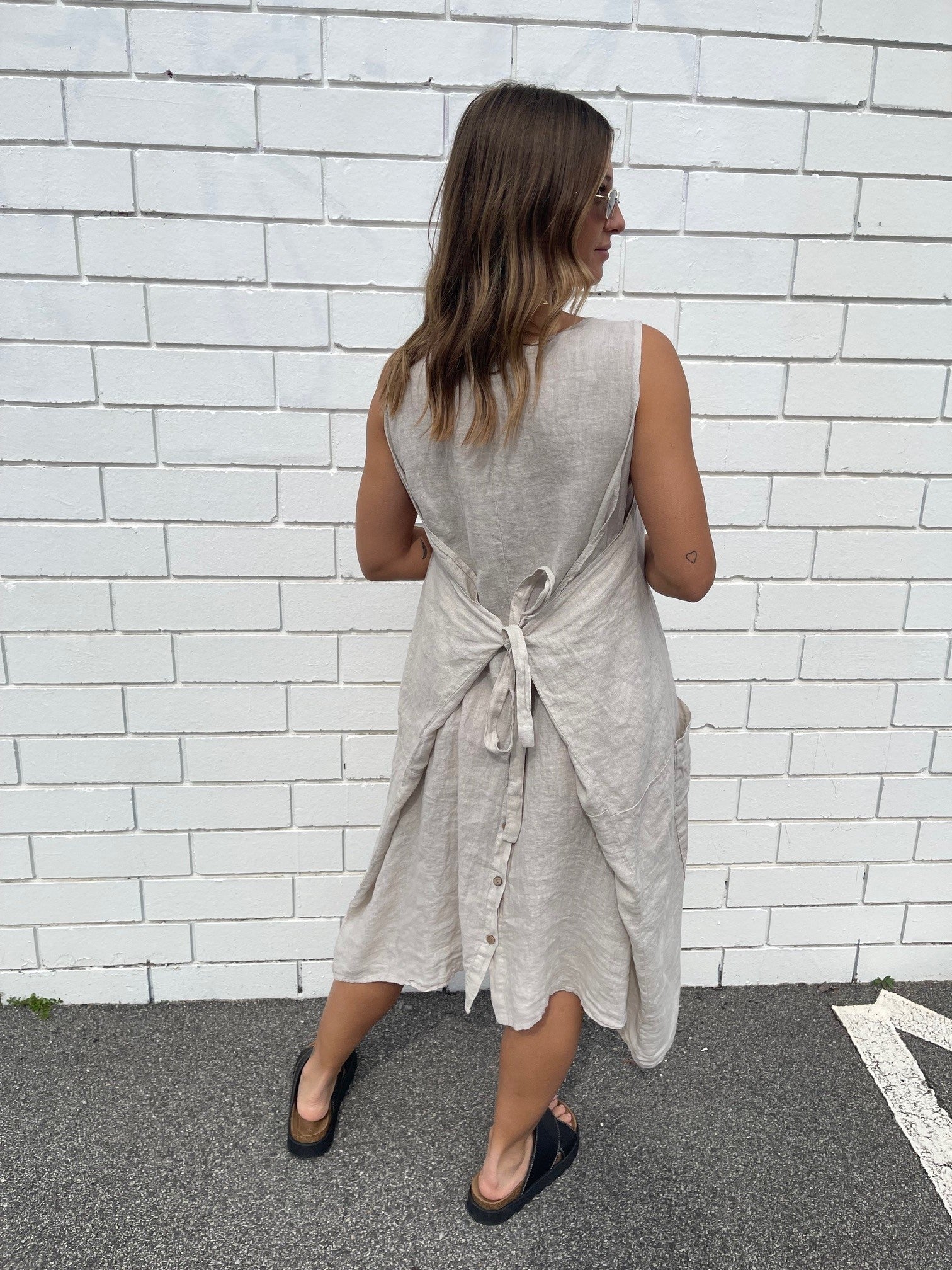 WAF ITALIAN LINEN DRESS / OATMEAL