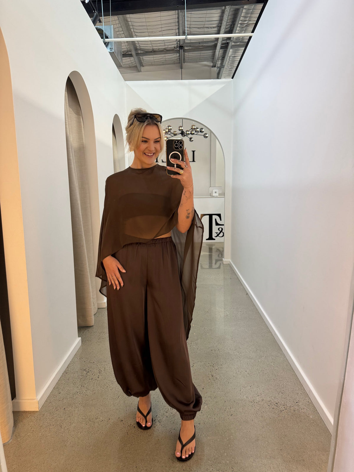 BY FRANKIE / CHOCOLATE PONCHO TOP / 886-3