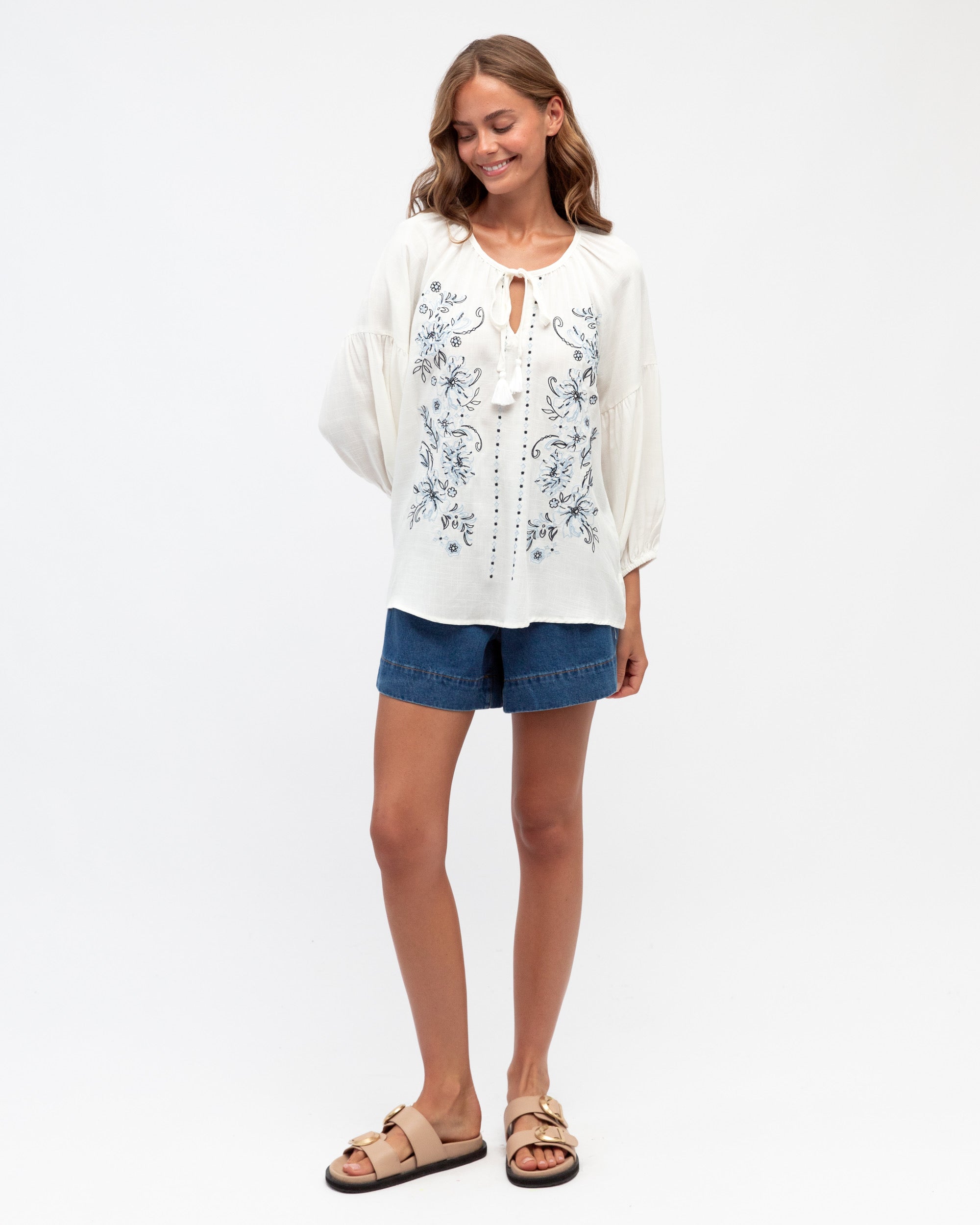 LABEL OF LOVE / AMY EMBROIDERED TOP / LOL2247