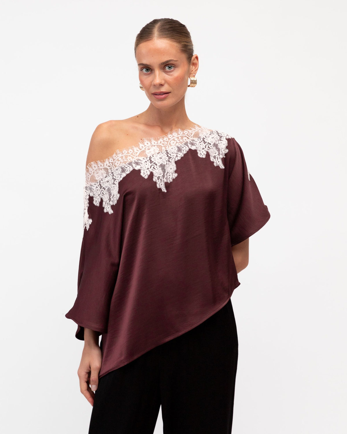 WHITE CLOSET / LIBERTY LACE SATIN TOP / WINE / TF11809