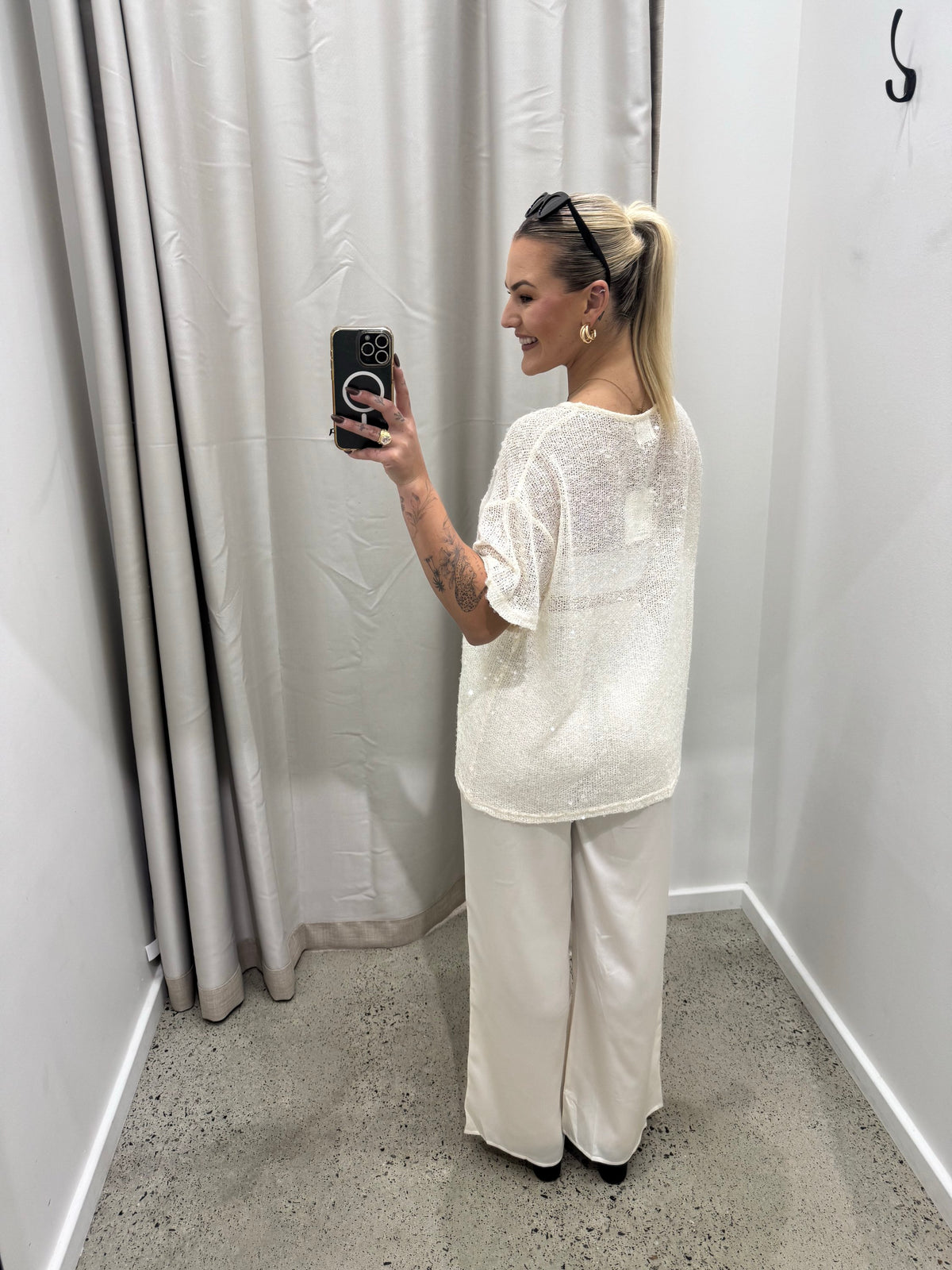 BY FRANKIE / CREAM SEQUINS TOP / 985-2