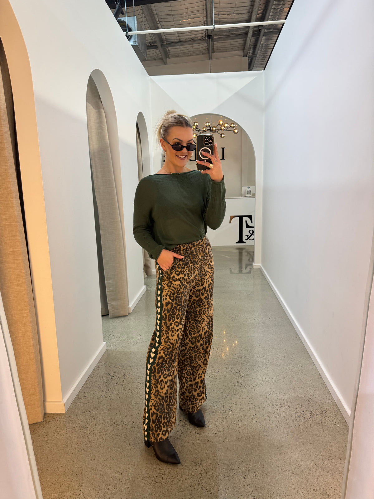BY FRANKIE / DARK LEOPARD RACER PANTS / 526-38