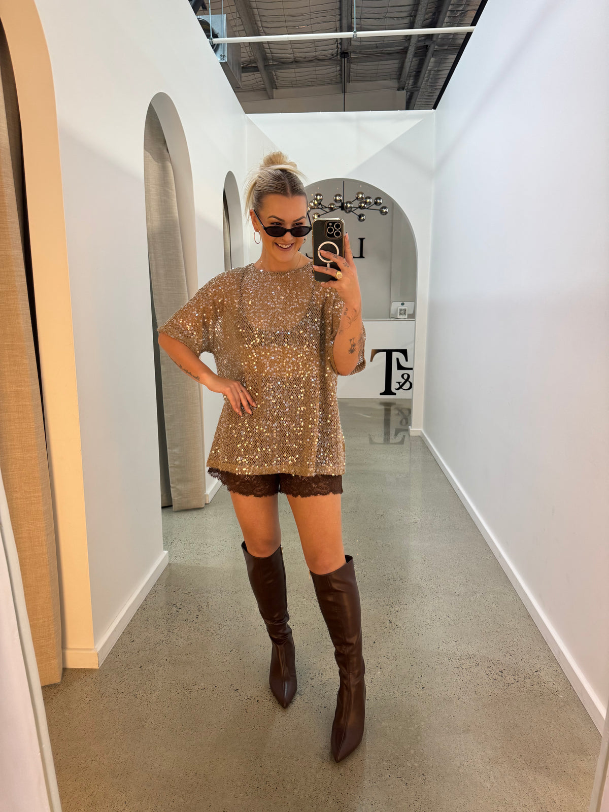 BY FRANKIE / CHOCOLATE SEQUINS TOP / 231-16