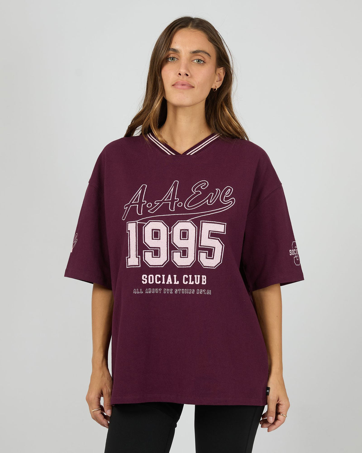 ALL ABOUT EVE / NINETY FIVE V-NECK TEE / WINE / 6477134