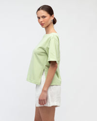 WHITE CLOSET / JENNA BOAT NECK TEE / MATCHA / TF10936