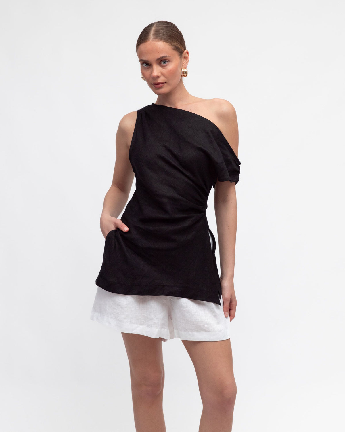 WHITE CLOSET / CYNTHIA OFF SHOULDER TOP / TFL11064