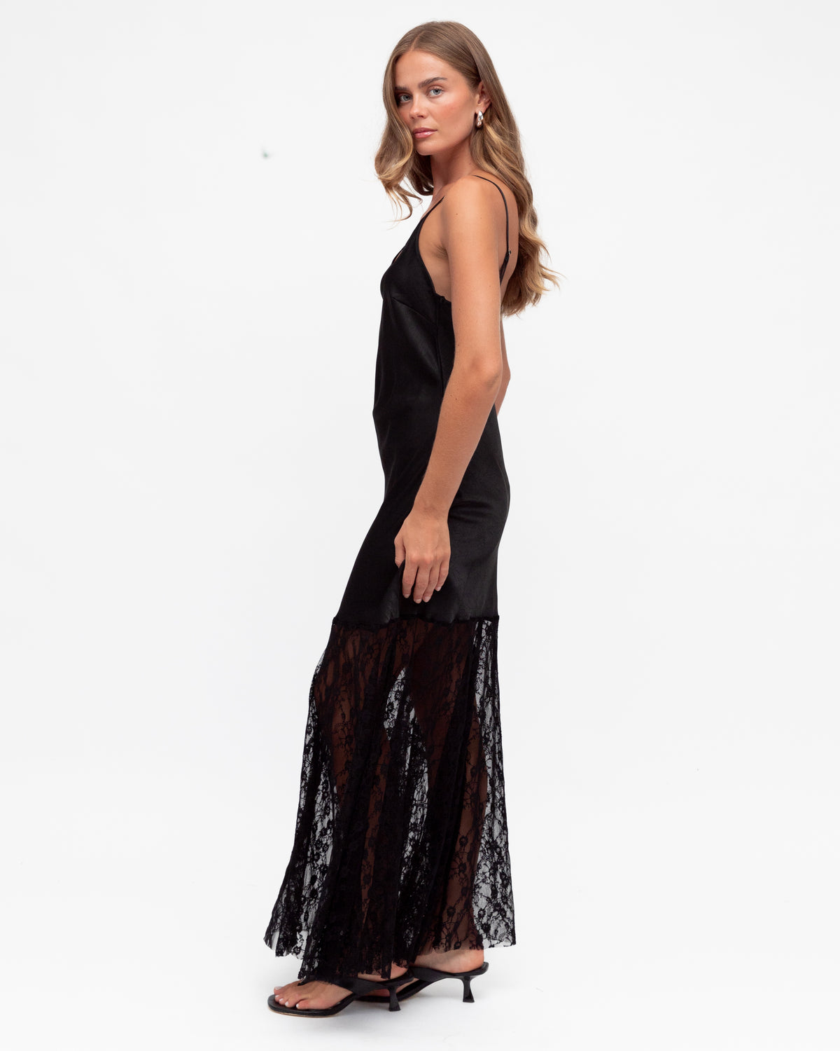 EBBY & I / FADE TO LACE DRESS / BLACK