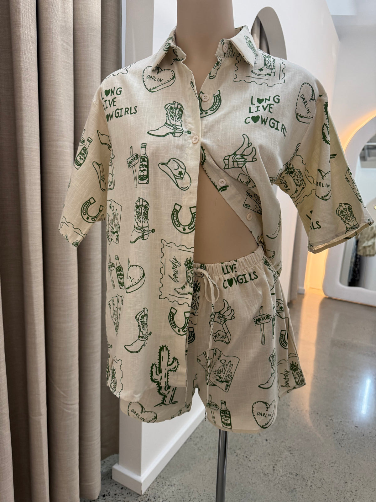 BY FRANKIE / LONG LIVE COWGIRL SHORTS / 801-268