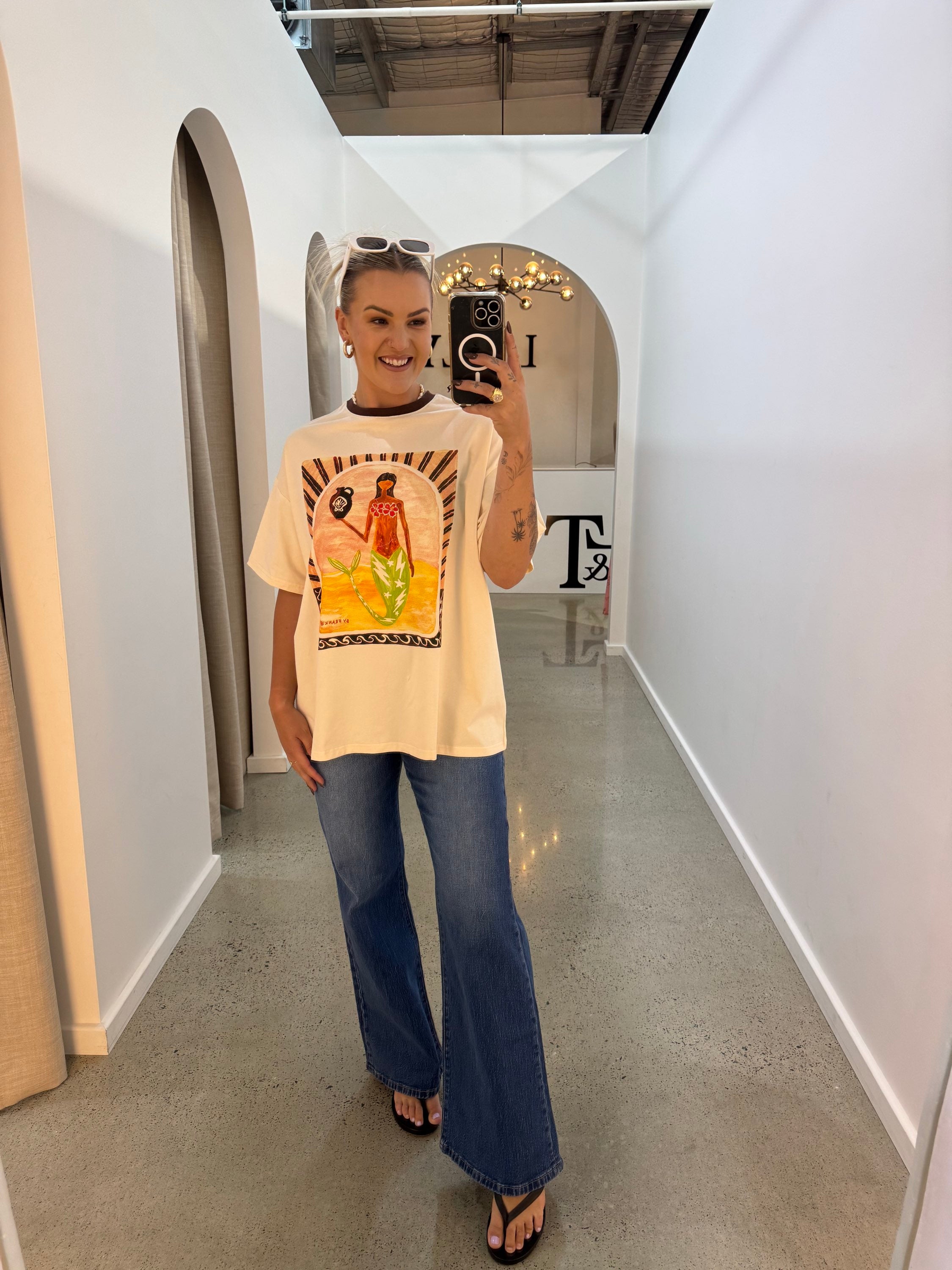 BY FRANKIE / BEIGE VASE TEE / 610-41