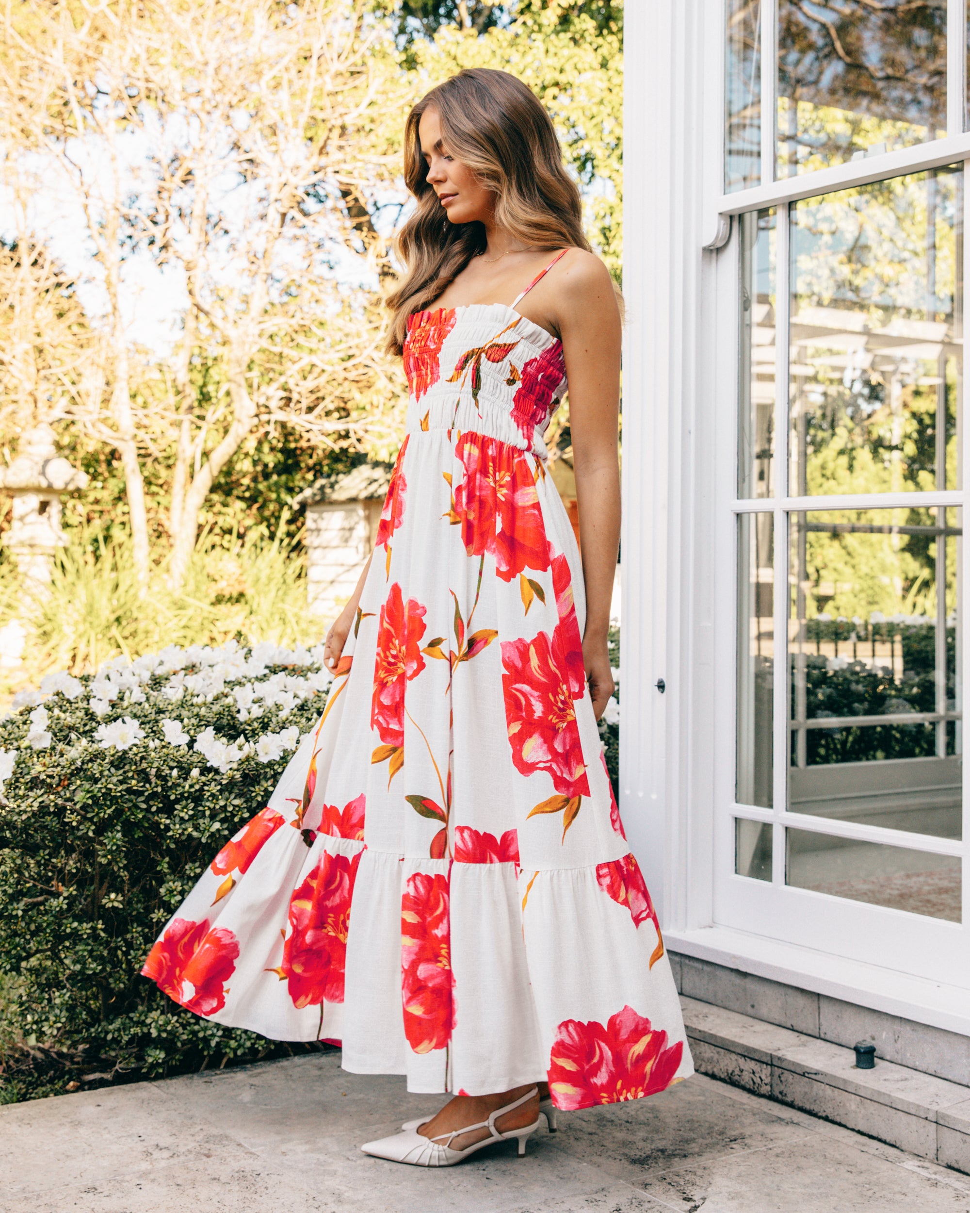 SCARLET ROSE MAXI DRESS 🌹