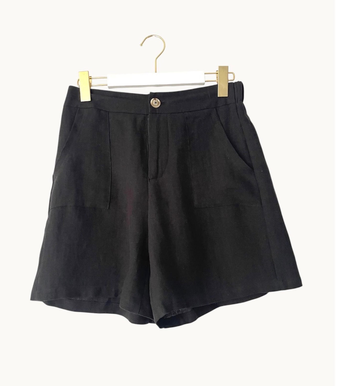 LITTLE LIES / JUDE SHORTS / BLACK / R25100901