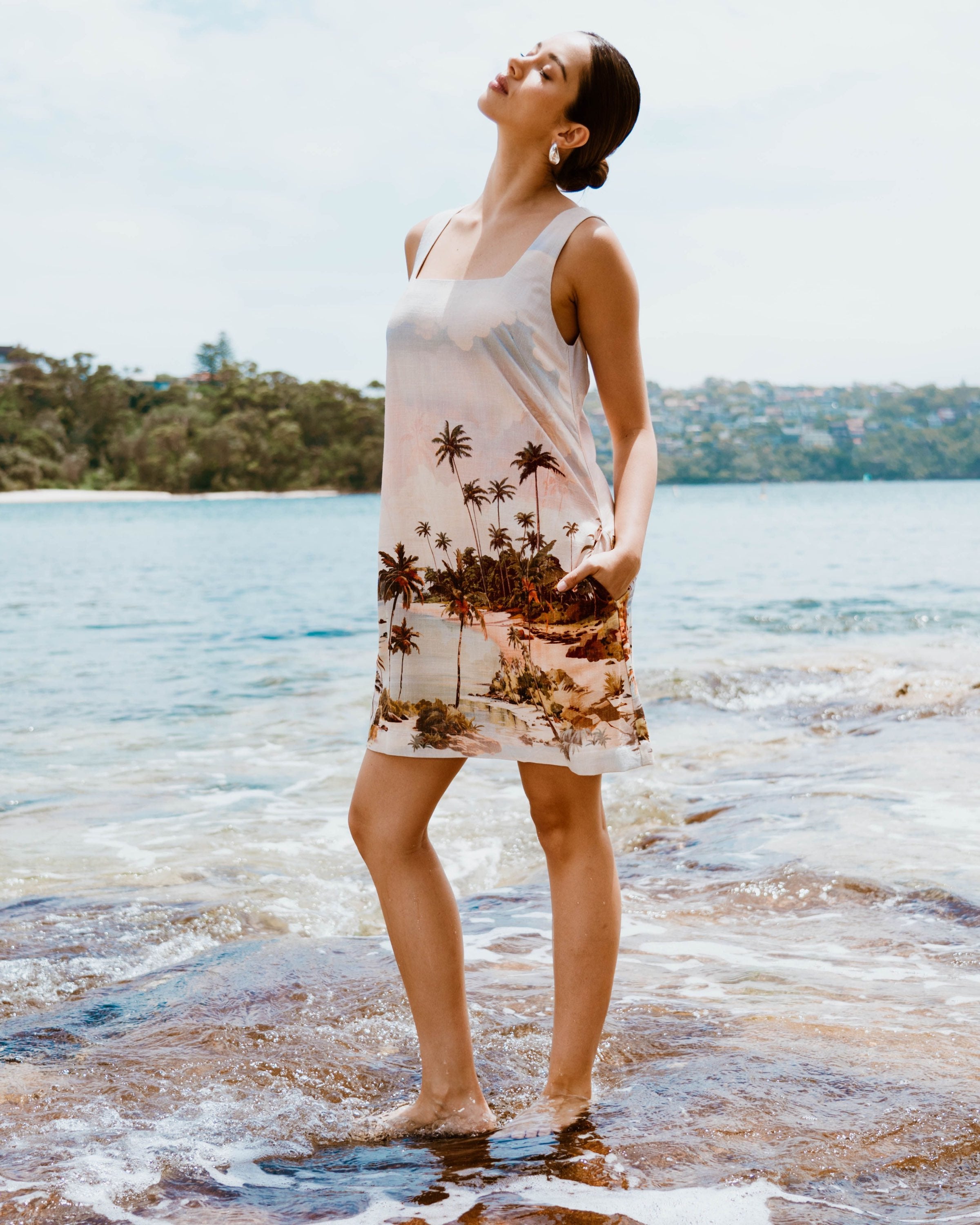 WHITE CLOSET / LAVINIA / DRESSES