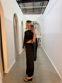 BY FRANKIE / BLACK PONCH TOP / 886-1