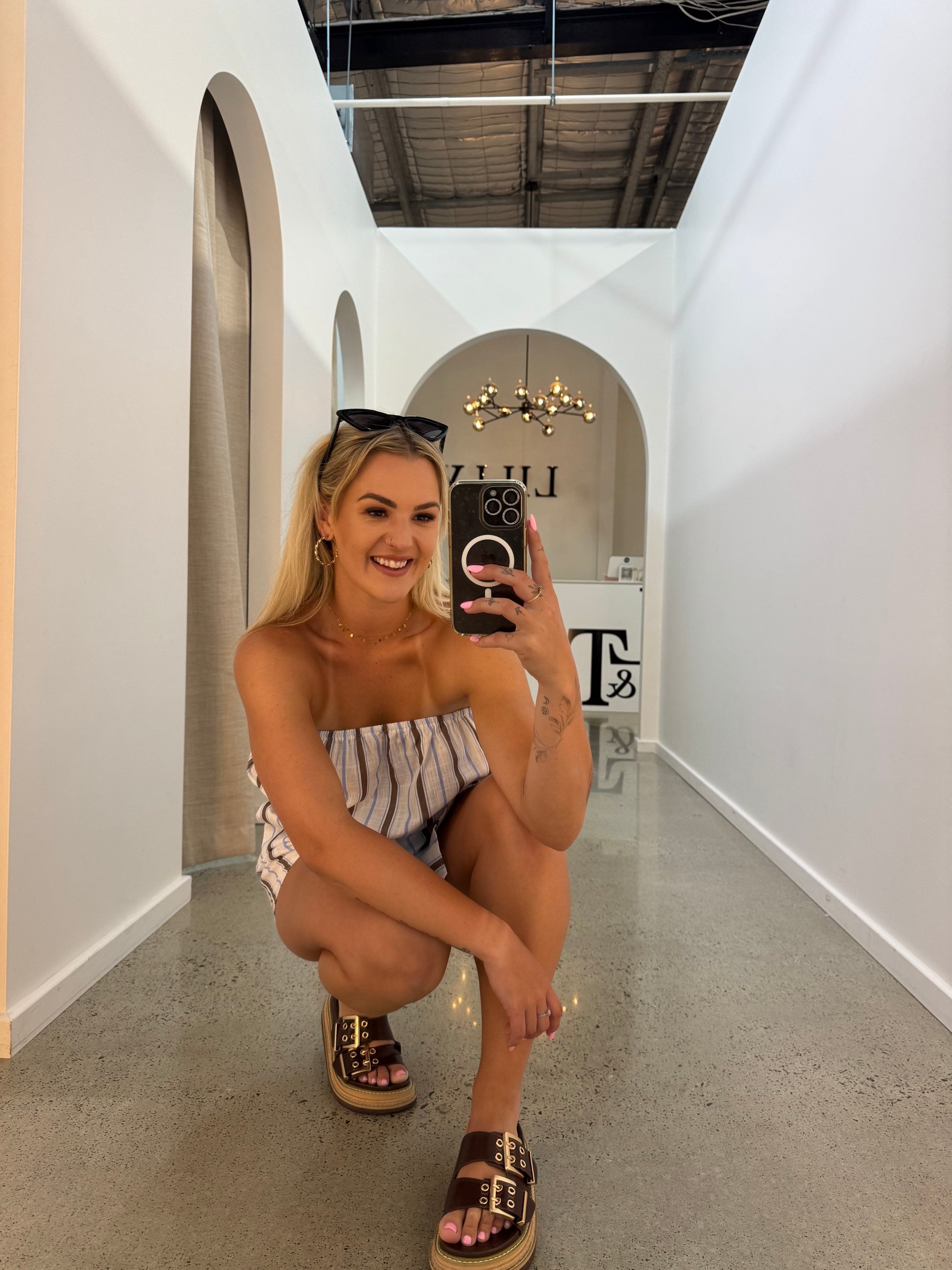 BY FRANKIE / STRIPE SHORTS  / 739-6
