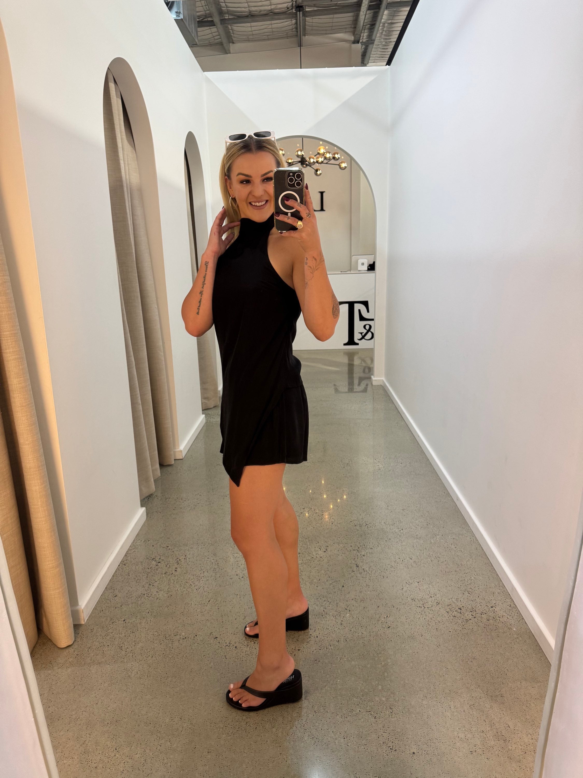 BY FRANKIE / BLACK SHEER SHORTS / 580-1