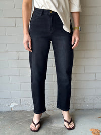 COUNTRY DENIM /  MID BARREL JEANS / BLACK  / CGJ1826