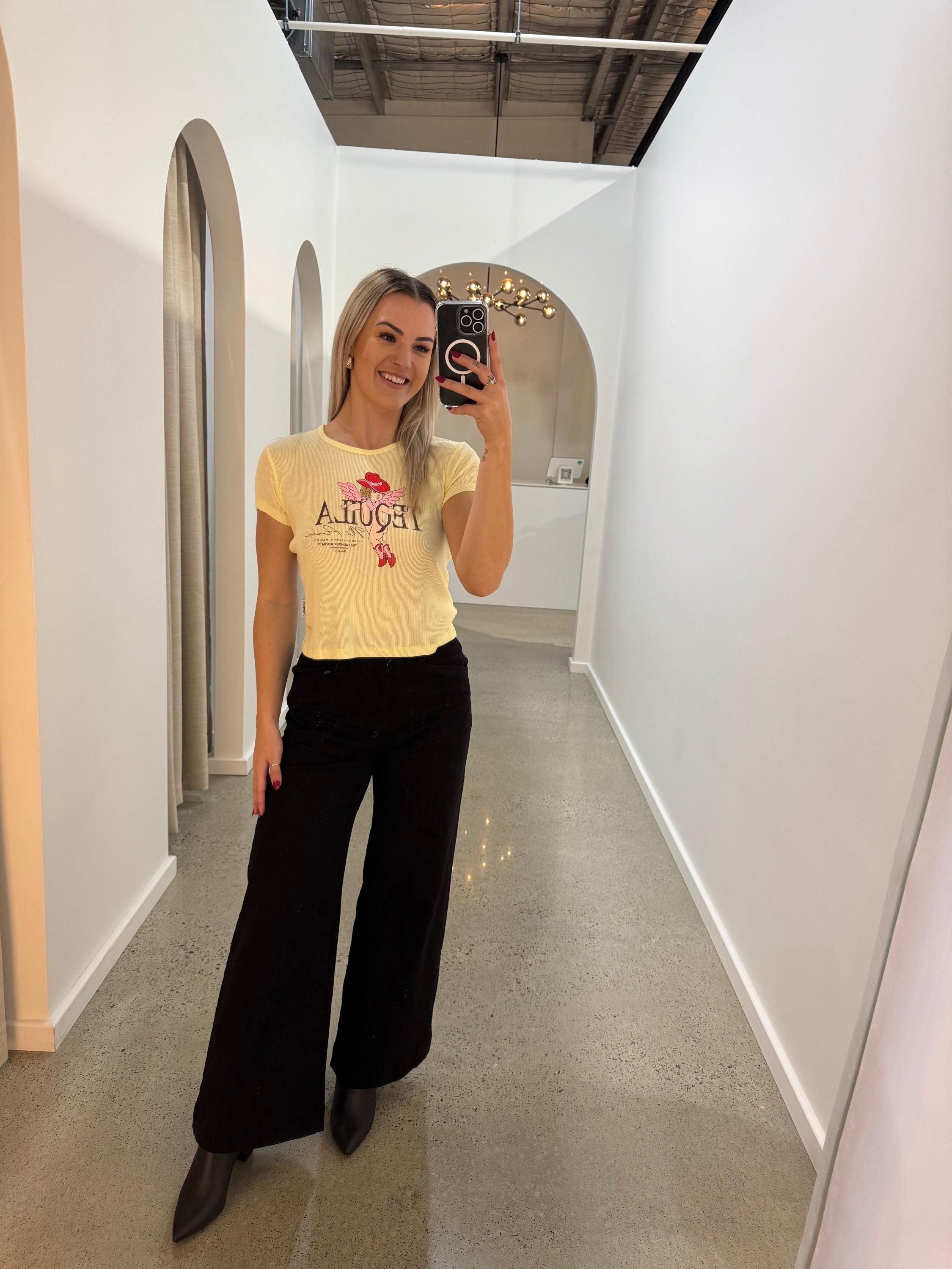THE LAUNDRY ROOM / TEQUILA BABY TEE
