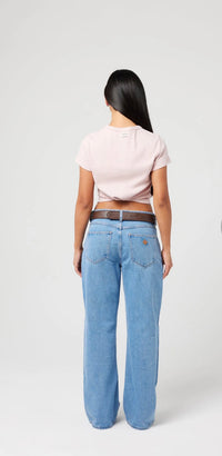 ABRAND / 95 BAGGY PETITE GIGI / MID BLUE / A42J76